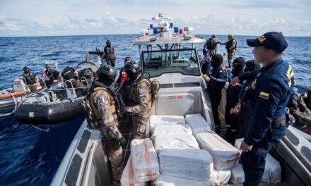 Plus d’une demie-tonne de cocaïne saisie en mer des Caraïbes par la Marine nationale