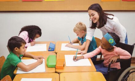 Chers et inefficaces… les emplois aidés ne sauveront pas les jeunes