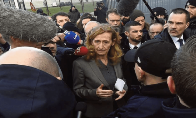 Prisons : l&rsquo;exécutif peine à éteindre une crise qu&rsquo;il n&rsquo;a pas vu venir