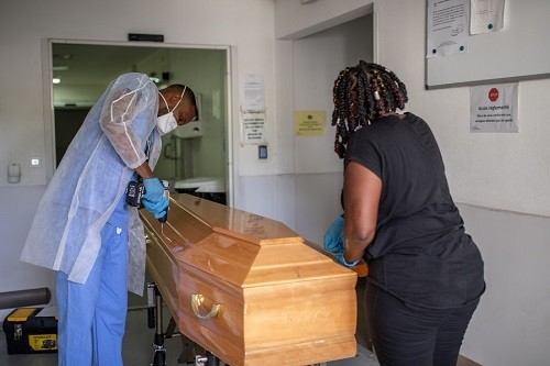 Covid-19 aux Antilles-Guyane : un bilan des décès à revoir à la hausse
