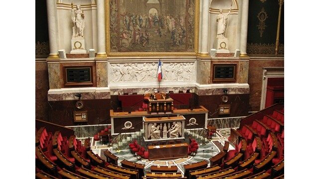 Candidature de Braun-Pivet à l’Assemblée : entre colère et résignation chez les élus ultramarins