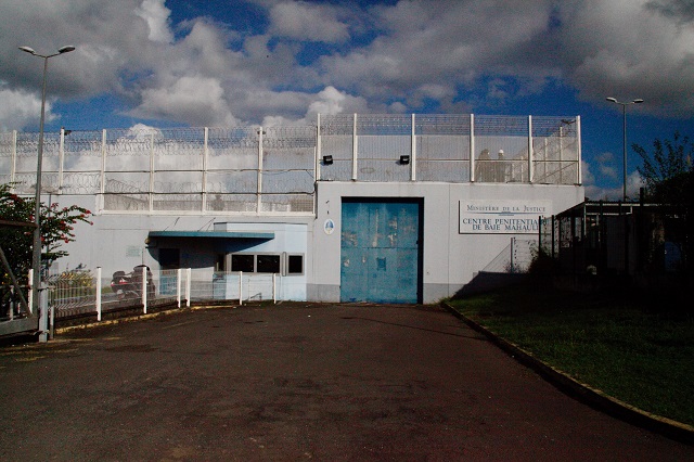 Surpopulation record dans les prisons ultramarines