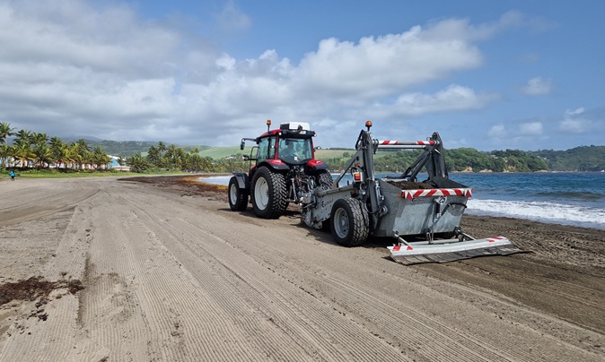 Sainte-Marie mobilise un chantier social face aux sargasses